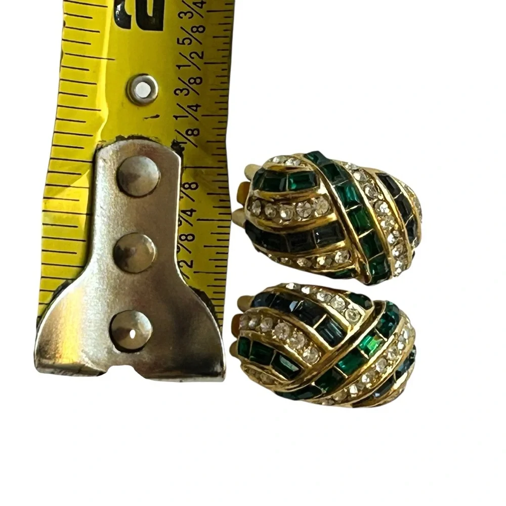 Vintage Dior Clip-On Earrings – Gold Tone Statement Emerald & Sapphire Baguettes - Picture 8 of 8